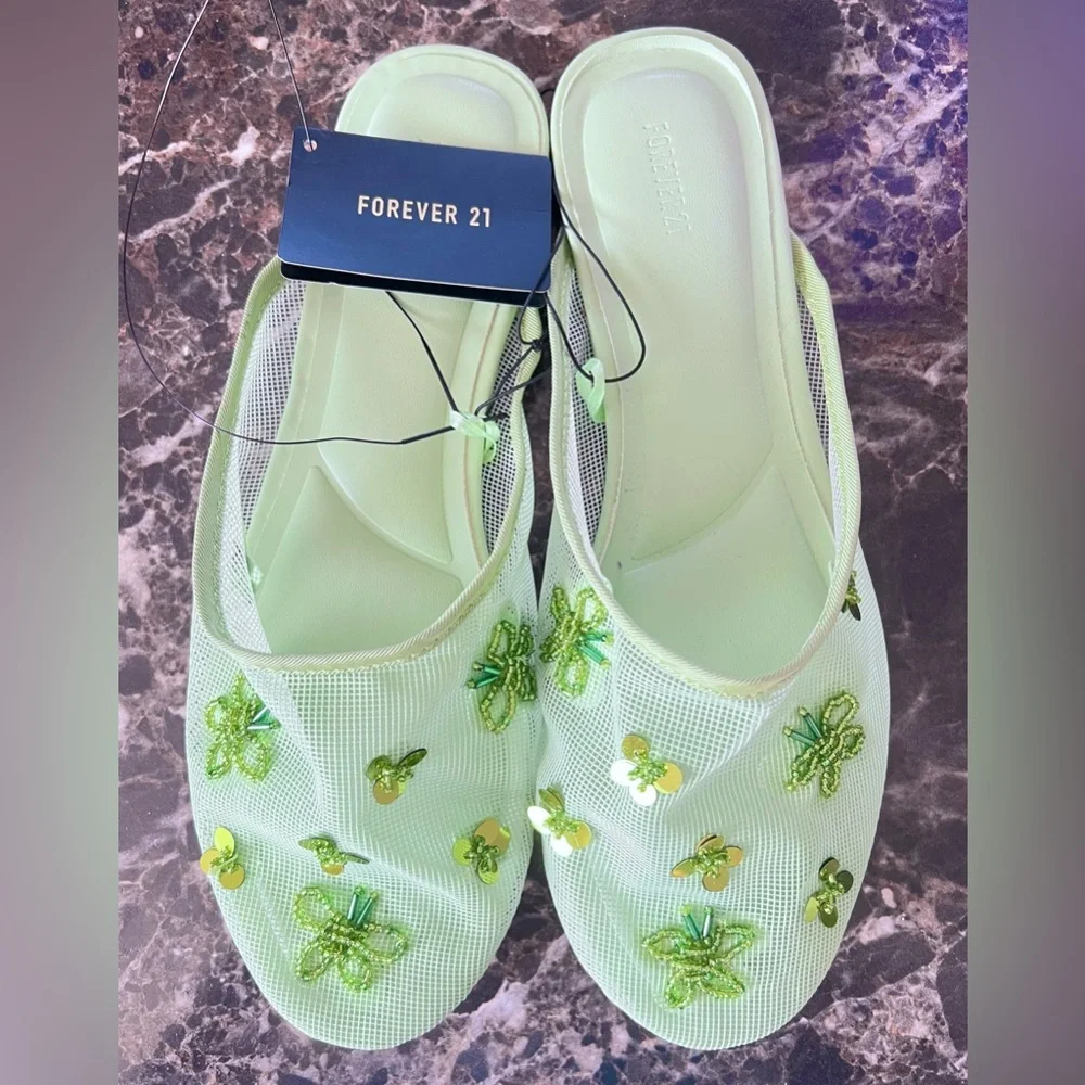 Forever 21 Green Mesh Beaded Sequin Butterfly Flats Sandals Size 9 NWT